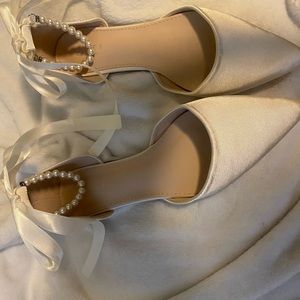 Satin ballet slipper. 6.5. NEVER WORN!!! Perfect for your special wedding day!